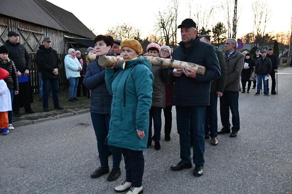 Droga Krzyzowa ulicami miasta