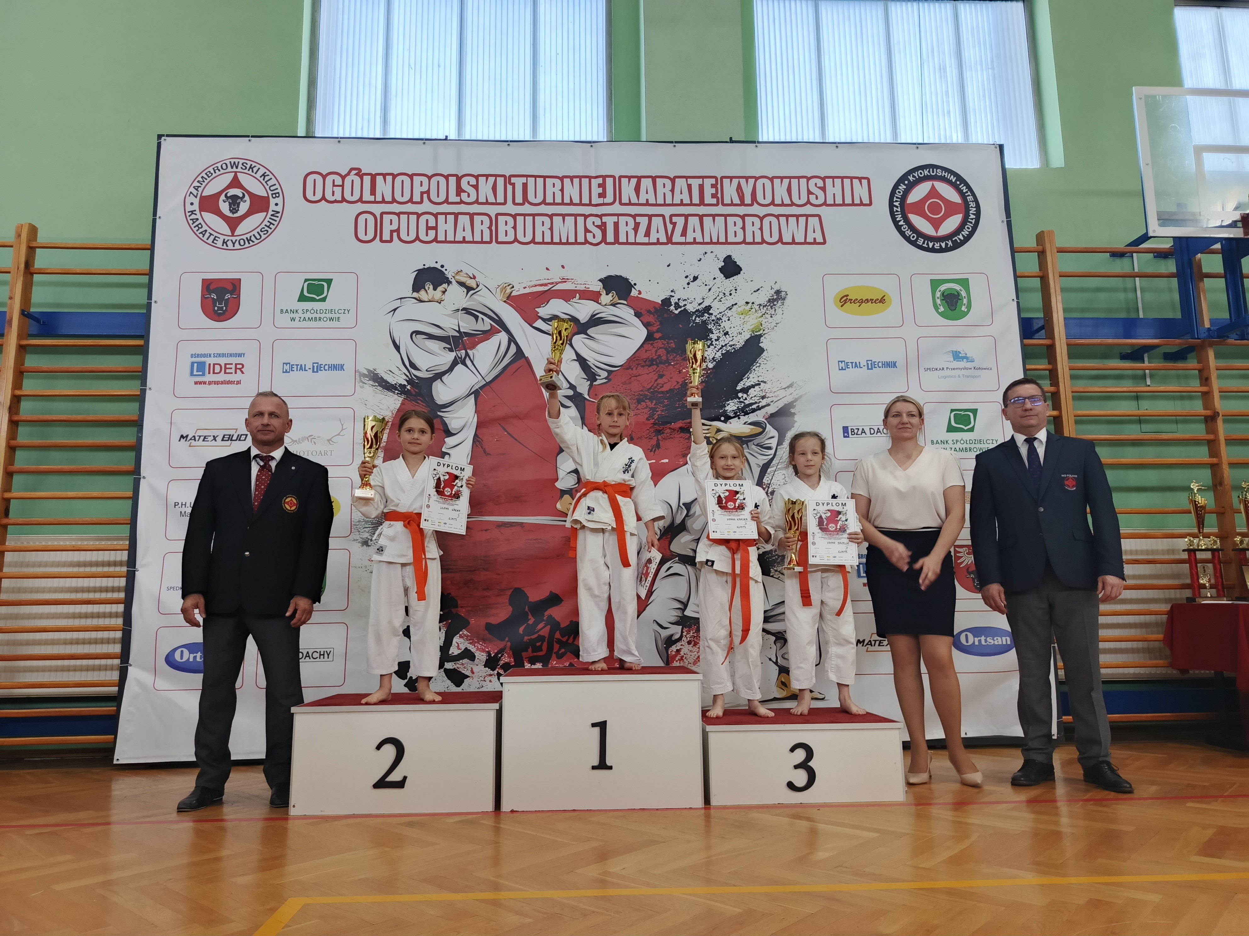 Zawodnicy karate z Broku