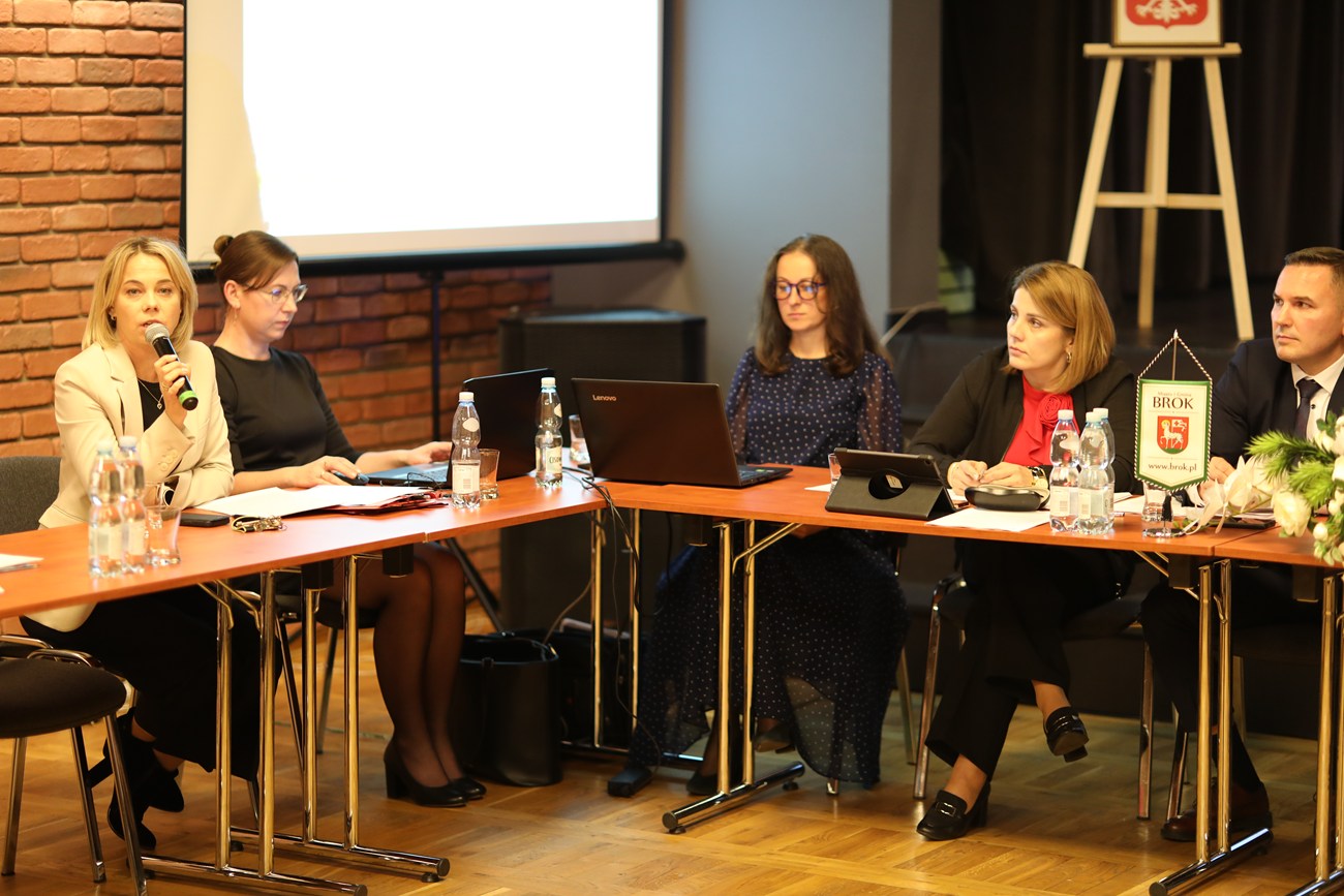 XII Sesja Rady Gminy w Broku